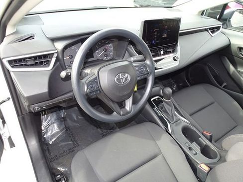 Used 2024 Toyota Corolla LE FWD image 18