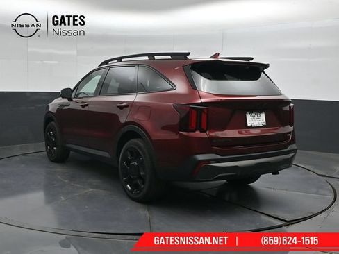 Used 2025 Kia Sorento SX Prestige AWD/4WD image 8
