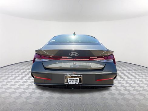 New 2026 Hyundai Elantra Blue image 6