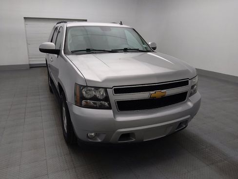 Used 2014 Chevrolet Tahoe LT RWD image 14