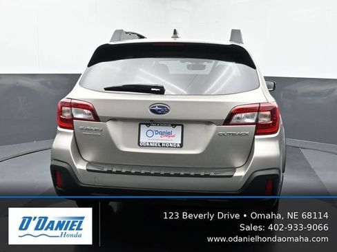 Used 2019 Subaru Outback 2.5i Limited w/ Protection Package #1 AWD/4WD image 5