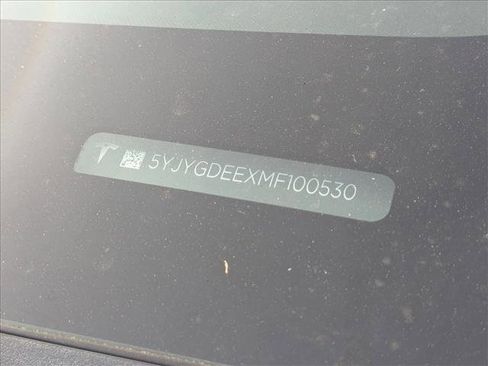 Used 2021 Tesla Model Y Long Range image 22