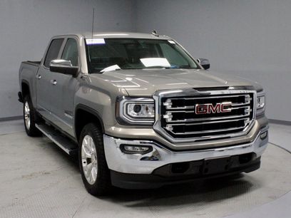 Used 2017 GMC Sierra 1500 SLT w/ SLT Premium Package