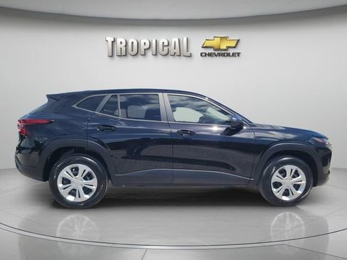 New 2026 Chevrolet Trax LS FWD image 6