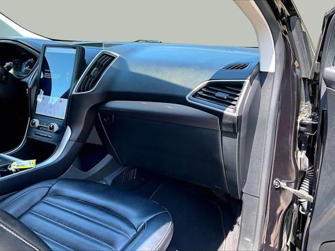 Certified 2024 Ford Edge SEL AWD/4WD image 19