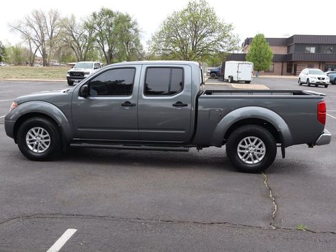 Used 2017 Nissan Frontier SV w/ SV Value Truck Package AWD/4WD image 9