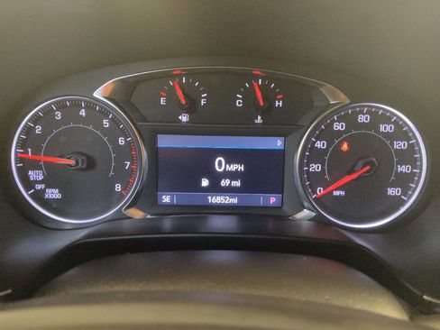 Used 2024 Chevrolet Blazer LT w/ Convenience Package FWD image 23