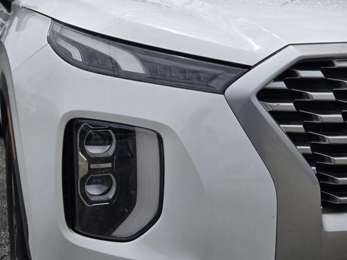 Used 2022 Hyundai Palisade SEL AWD/4WD image 2