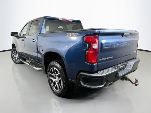 Used 2019 Chevrolet Silverado 1500 Custom Trail Boss w/ Custom Convenience Package AWD/4WD image 5