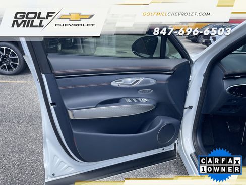 Used 2026 Genesis GV70 2.5T Sport Prestige AWD/4WD image 13