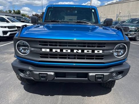 Used 2023 Ford Bronco Black Diamond AWD/4WD image 2