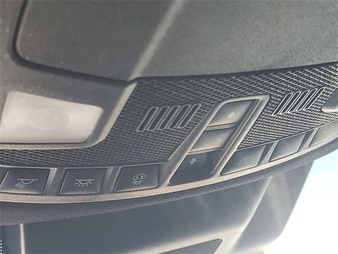 Used 2021 Ford Expedition Limited image 31