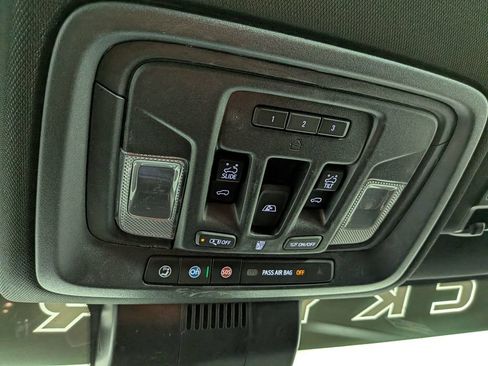 New 2026 GMC Sierra 1500 AT4 w/ AT4 Premium Package AWD/4WD image 31