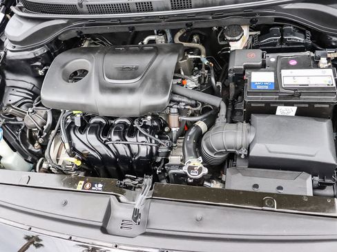 Used 2018 Hyundai Accent Limited image 27