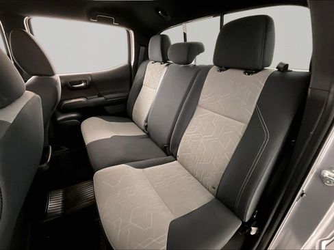 Used 2021 Toyota Tacoma TRD Off-Road w/ Technology Package image 21