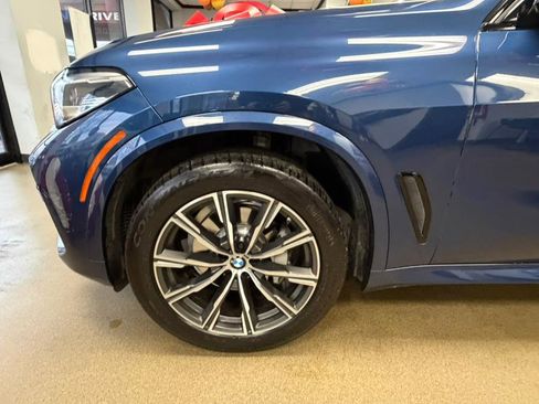 Used 2021 BMW X5 xDrive40i w/ M Sport Package image 18