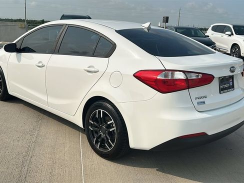 Used 2016 Kia Forte LX FWD image 10