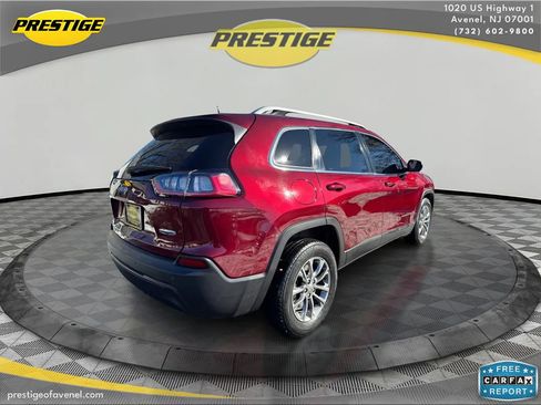 Used 2019 Jeep Cherokee Latitude Plus AWD/4WD image 5