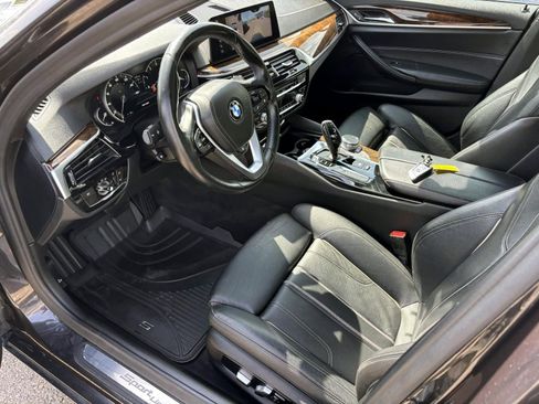 Used 2018 BMW 540i xDrive AWD/4WD image 25