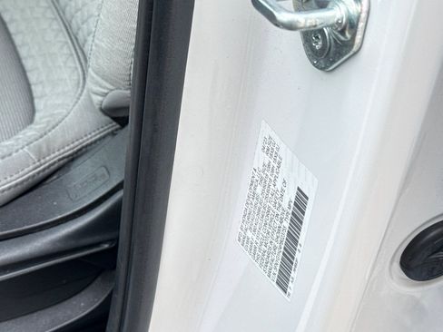 Certified 2023 Honda Pilot LX image 20