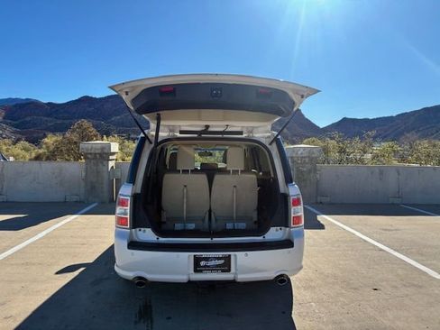 Used 2018 Ford Flex SEL w/ Equipment Group 202A image 8