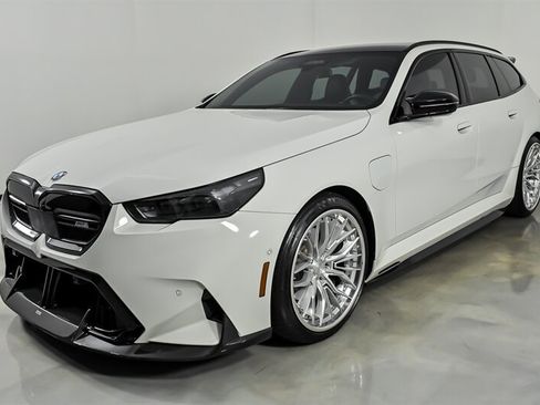 Used 2025 BMW M5 Touring w/ M Driver's Package AWD/4WD image 5
