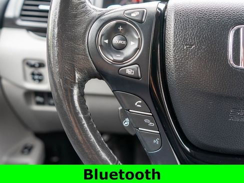 Used 2018 Honda Pilot Elite image 23