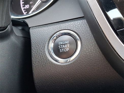 Used 2019 Toyota Camry SE image 26