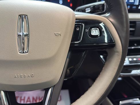 Used 2024 Lincoln Corsair Reserve w/ Equipment Group 201A image 16