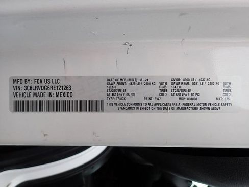 Used 2024 RAM ProMaster 2500 w/ Convenience Group FWD image 22