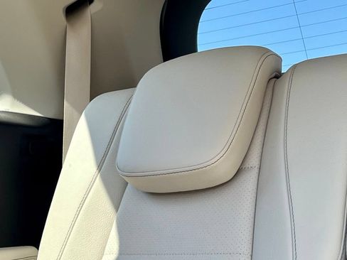 Certified 2026 Mercedes-Benz GLS 450 4MATIC image 14