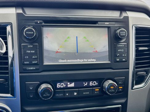 Used 2016 Nissan Titan SL AWD/4WD image 10