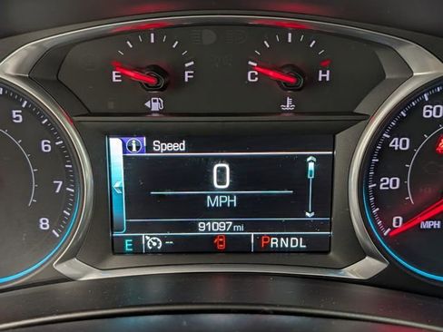Used 2018 Chevrolet Equinox LT w/ Redline Edition AWD/4WD image 18
