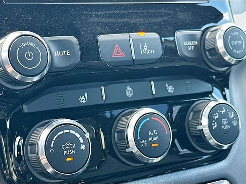New 2026 RAM 1500 Big Horn AWD/4WD image 26