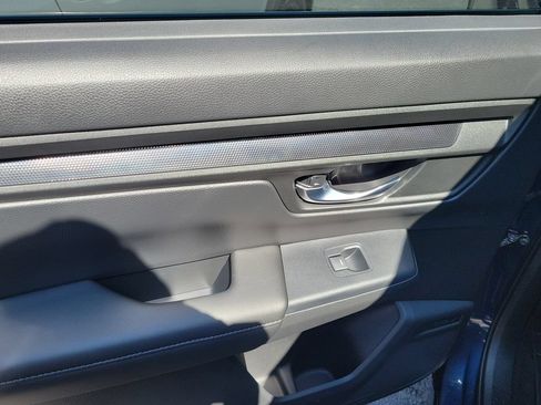 Used 2025 Honda CR-V EX image 13