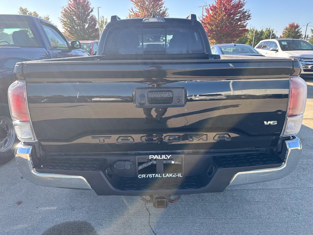 Used 2022 Toyota Tacoma SR5 AWD/4WD image 5