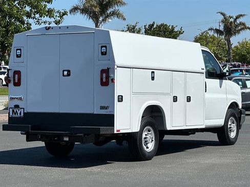 New 2024 Chevrolet Express 3500 w/ Power Convenience Package image 4