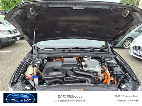 Used 2018 Ford Fusion Energi SE FWD image 22