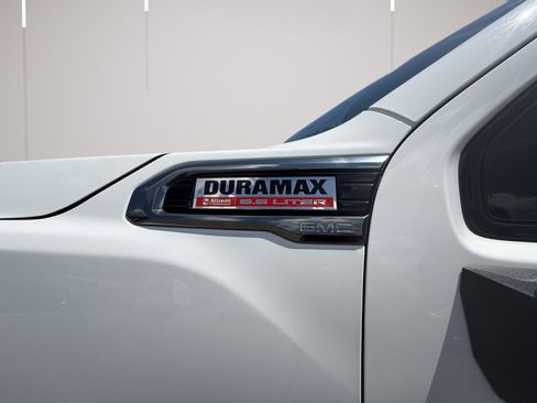 Certified 2020 GMC Sierra 2500 AT4 w/ AT4 Premium Package image 29