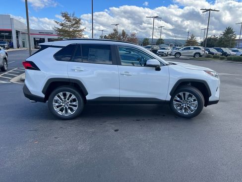 New 2025 Toyota RAV4 XLE Premium image 6