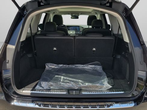 Certified 2024 Mercedes-Benz GLS 450 4MATIC image 5