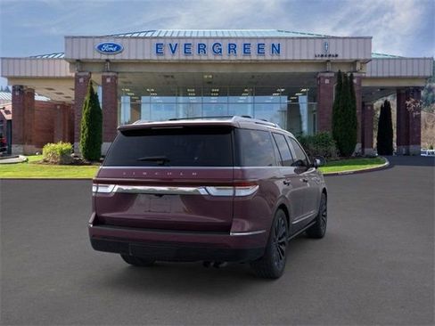 New 2024 Lincoln Navigator Reserve image 8