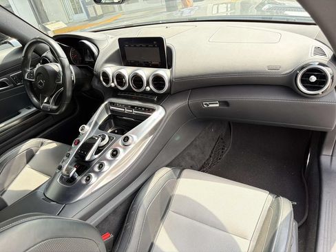 Used 2019 Mercedes-Benz AMG GT Roadster image 11