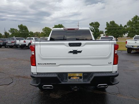 Used 2024 Chevrolet Silverado 1500 LT Trail Boss w/ Convenience Package II AWD/4WD image 3