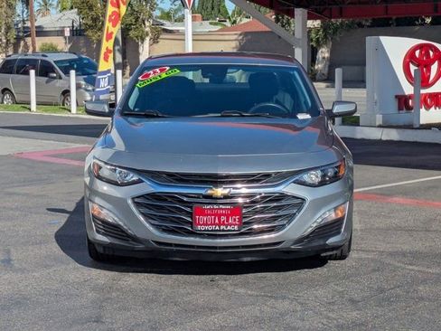 Used 2023 Chevrolet Malibu LT image 2