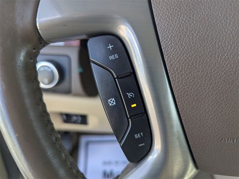 Used 2013 GMC Sierra 2500 SLT w/ SLT Convenience Package image 15