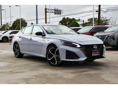 New 2025 Nissan Altima 2.5 SR