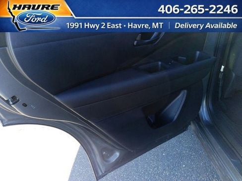 Used 2025 Nissan Pathfinder SV AWD/4WD image 12