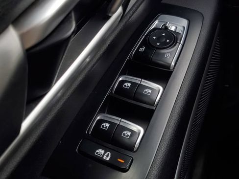 Used 2022 Kia Telluride S AWD/4WD image 21