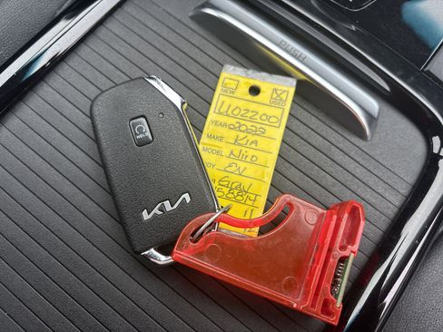 Used 2022 Kia Niro EX w/ Cold Weather Package image 47